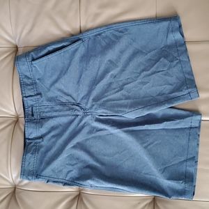 NWOT Men's 28 Blue Golf Board Shorts